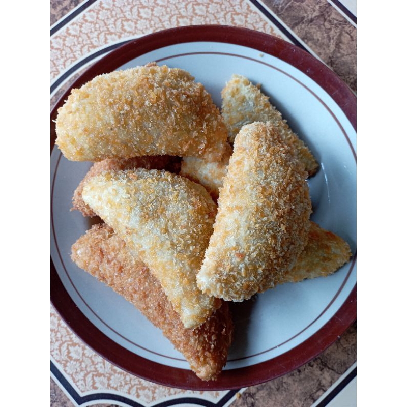 

cireng isi ayam suwir
