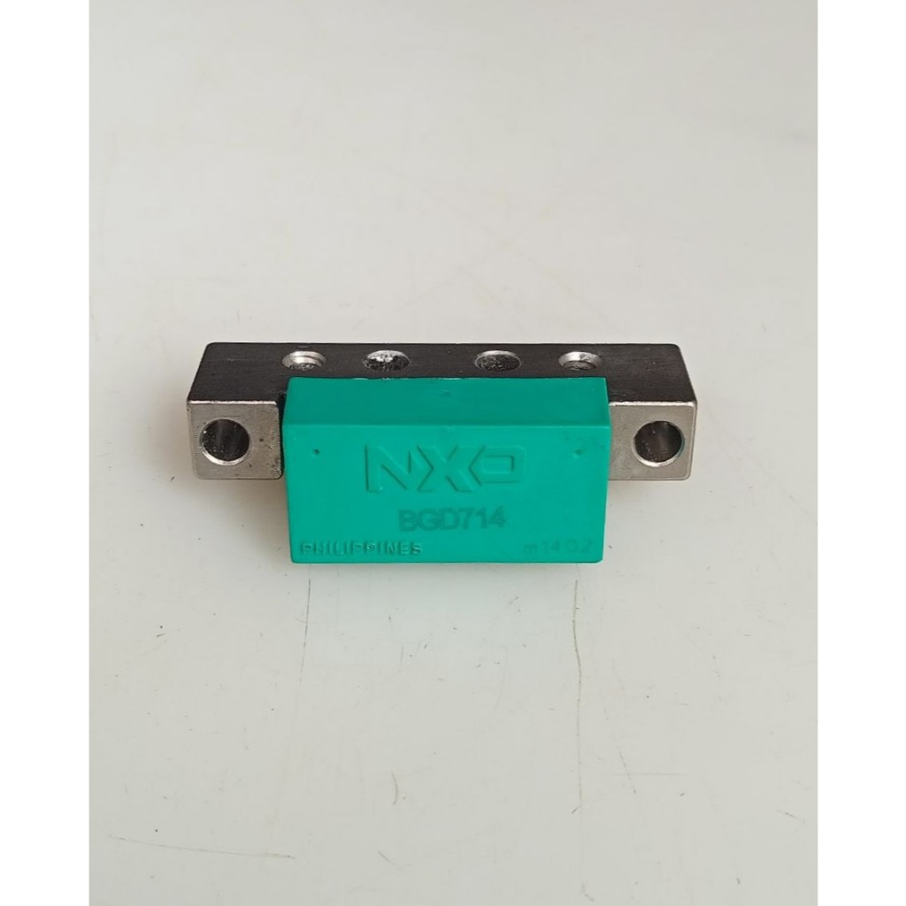 NXP BGD714 750 MHz 20.3 dB gain power doubler amplifier