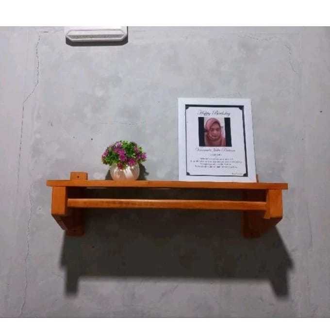 RAK GANTU BAJU KAYU, GANTUNGAN BAJU KAYU, RAK CANTIK