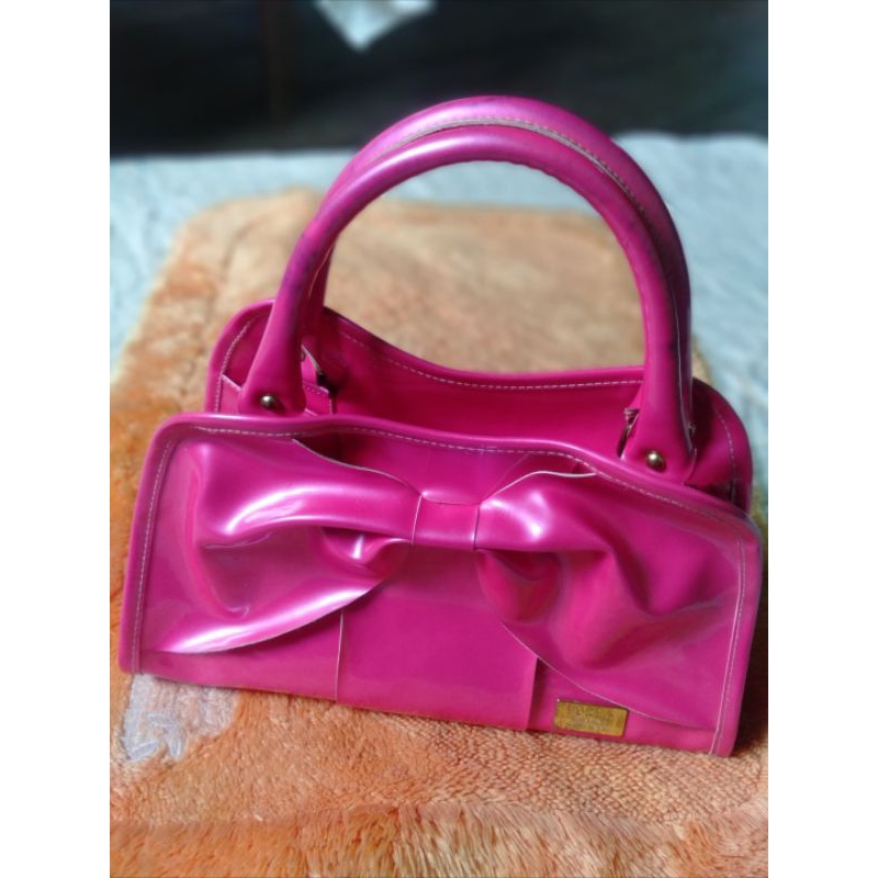 Tas Pink Klasik Mewah Furla