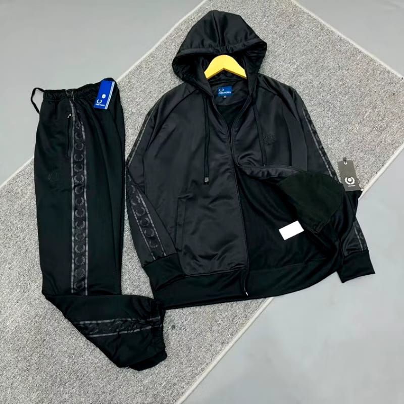 HOODIE ZIPPER FRE TRACKPANTS 1 SET