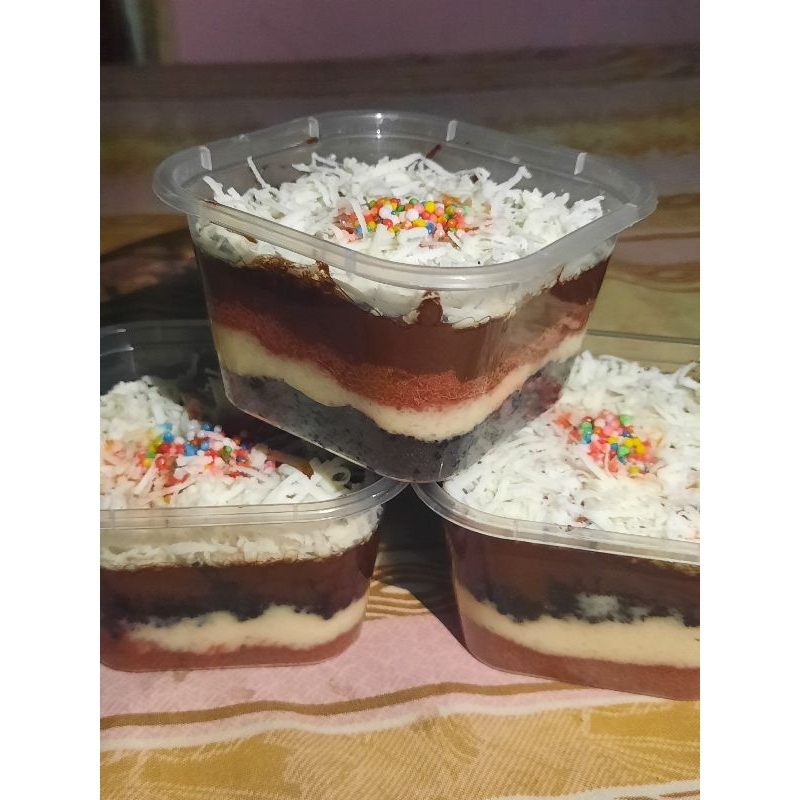 

Biscuit dessert box