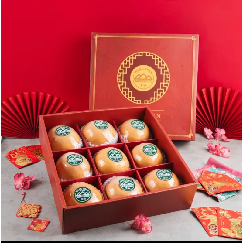 

Gift Hampers Box Imlek Pear Wangsan
