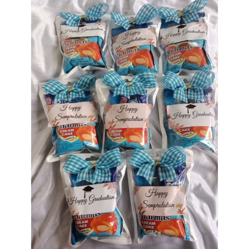 

gift mini snack graduation,happy birthday , Ampau Lebaran