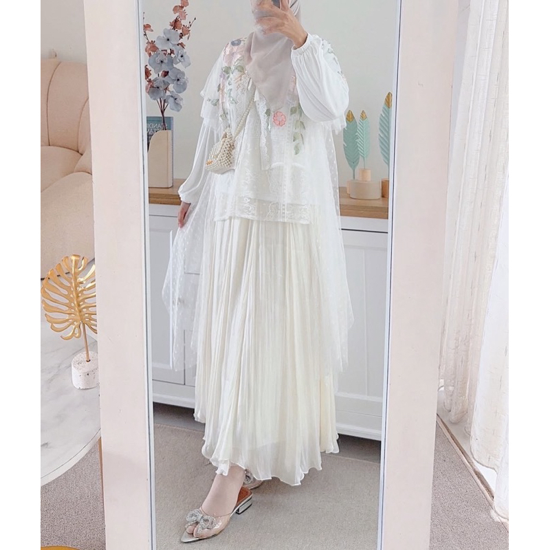 [ORI] Readystock - Wiona Flowers Blouse Ld 110 Tille Bordir/Blouse Atasan Wanita Terbaru Kekinian Re