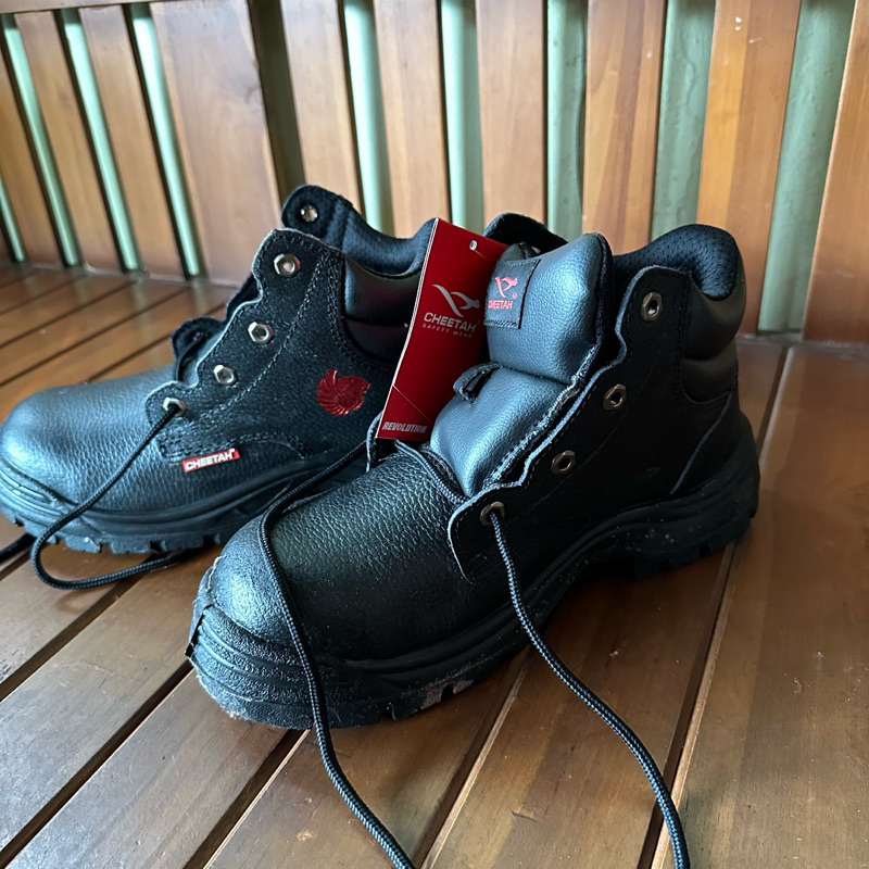 sepatu kerja pria safety by CHEETAH