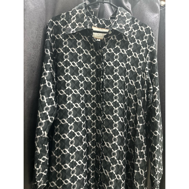 PL Dress Monogram Wearing Klamby