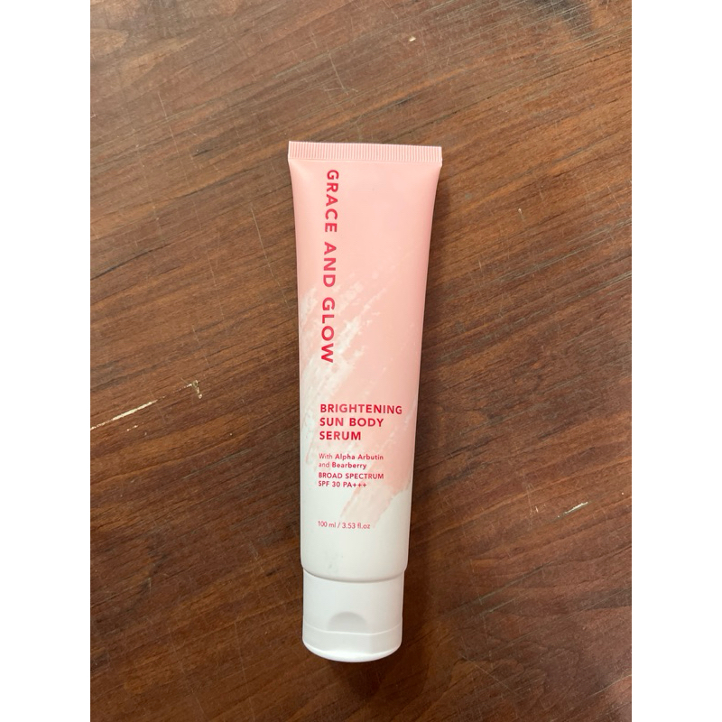 GRACE AND GLOW BRIGHTENING SUN BODY SERUM