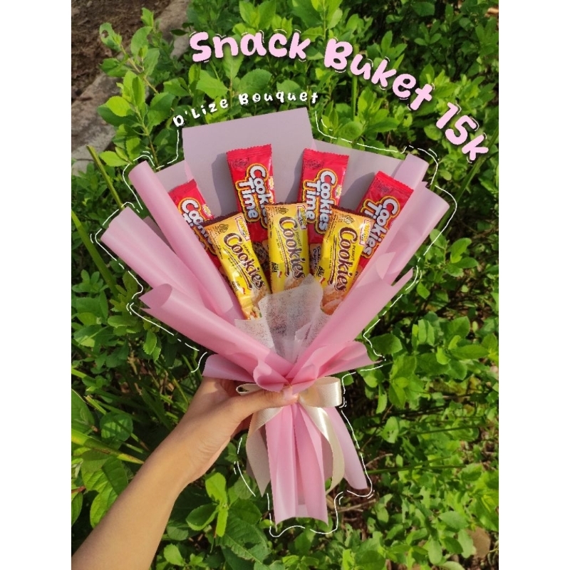 

Buket Snack Murah / Buket Jajan Murah Isi Banyak / Hadiah Ulang Tahun / Hadiah Valentine / Hadiah Wisuda