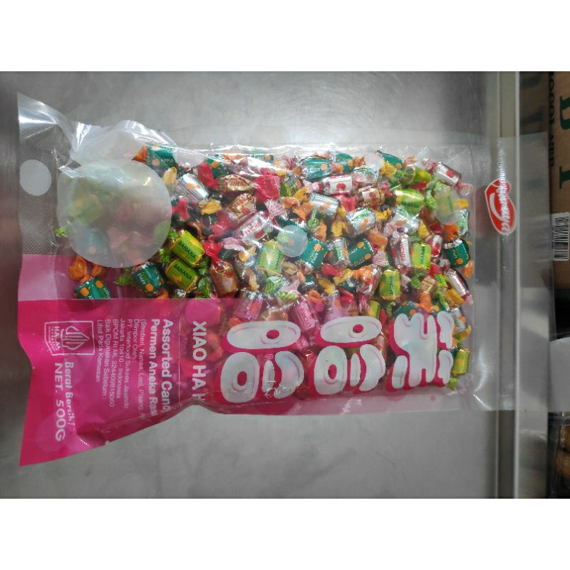 

Naraya Permen Aneka Rasa Buah Assorted Candy Xiao Ha Ha Halal