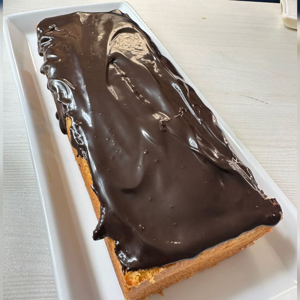 

Bolu Jadul Sultan Sauce Dark Chocolate Bulan Cake by Bulan's Kitchen