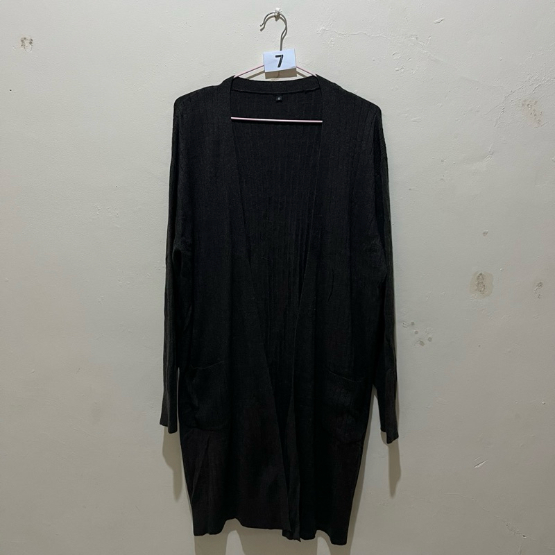 Cardigan hitam panjang