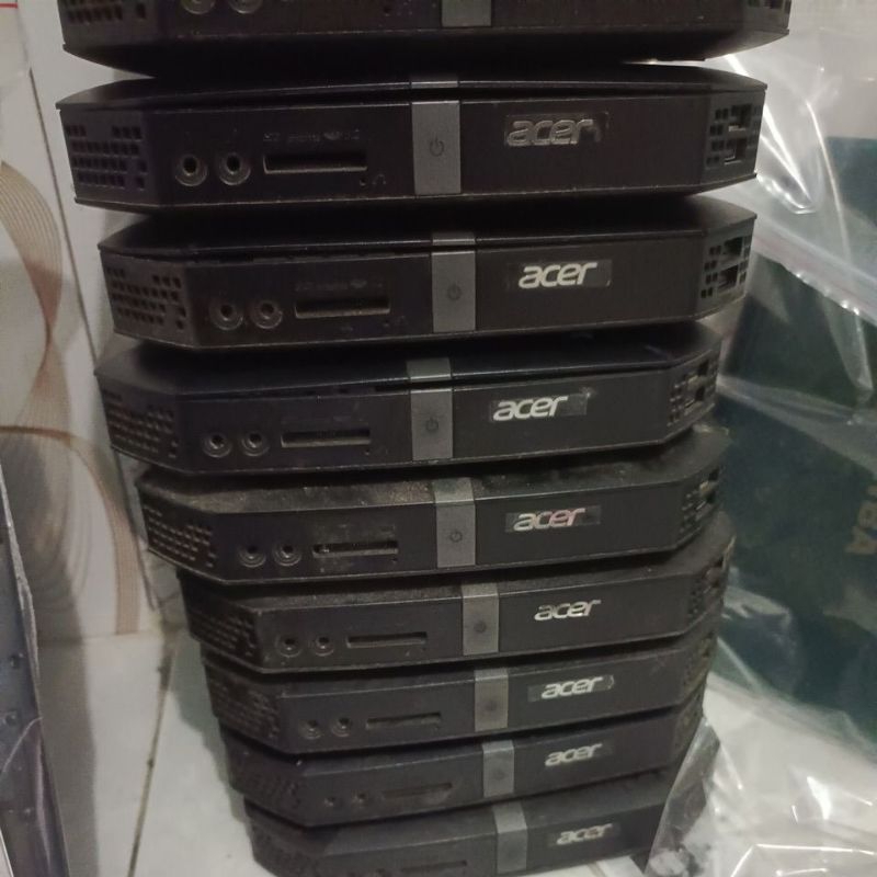 Acer VERITON N2620G NYALA