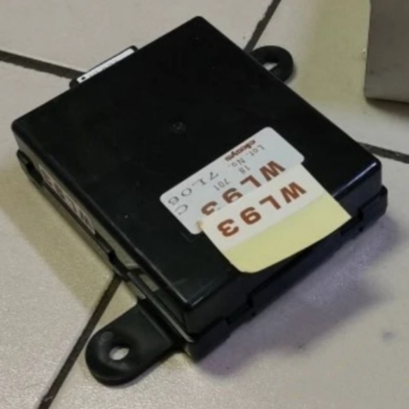 Control relay busi pemanas Ford ranger/Everest 2,5 original WL93