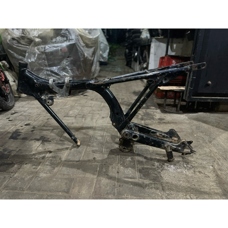 Rangka sasis frame cb 125 K2 K1 K0 thn 70,71,73 original copotan
