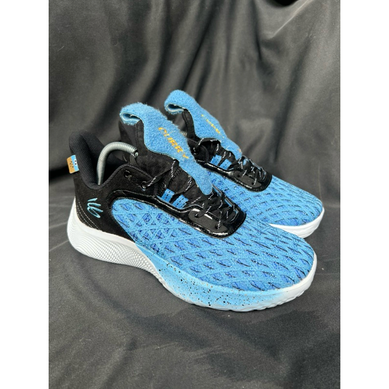 UNDER ARMOUR CURRY 9 UK42