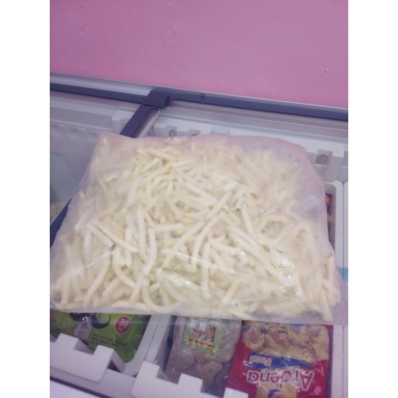 

vitalia kentang goreng shoestring French fries 2kg