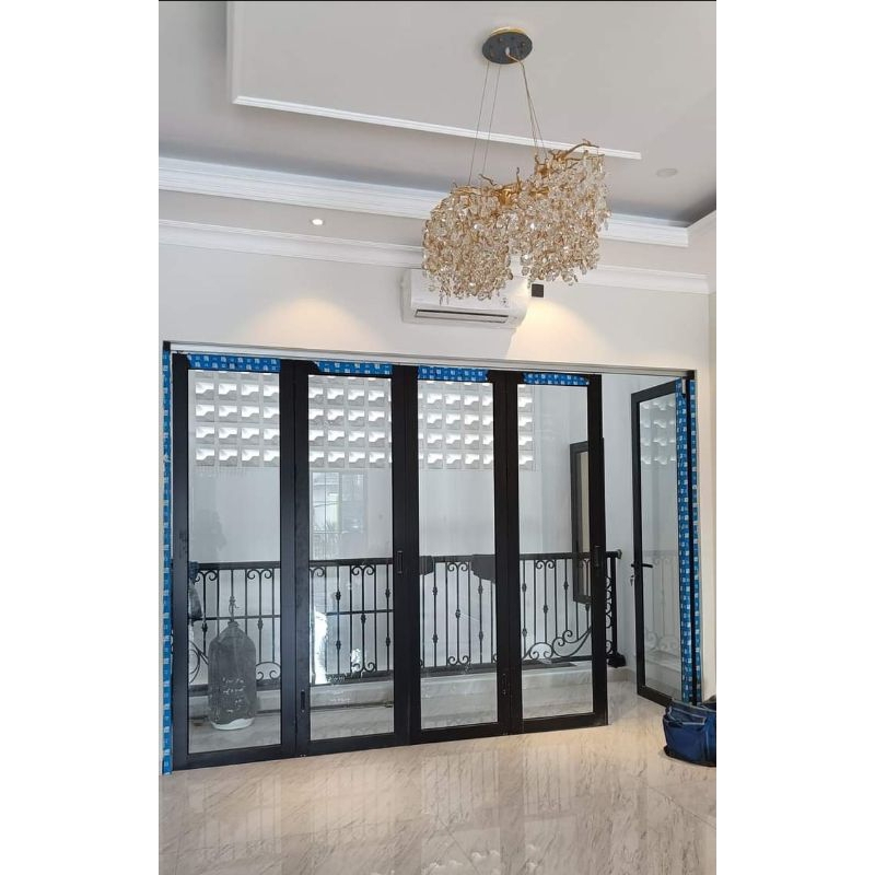 Pintu Lipat Aluminium