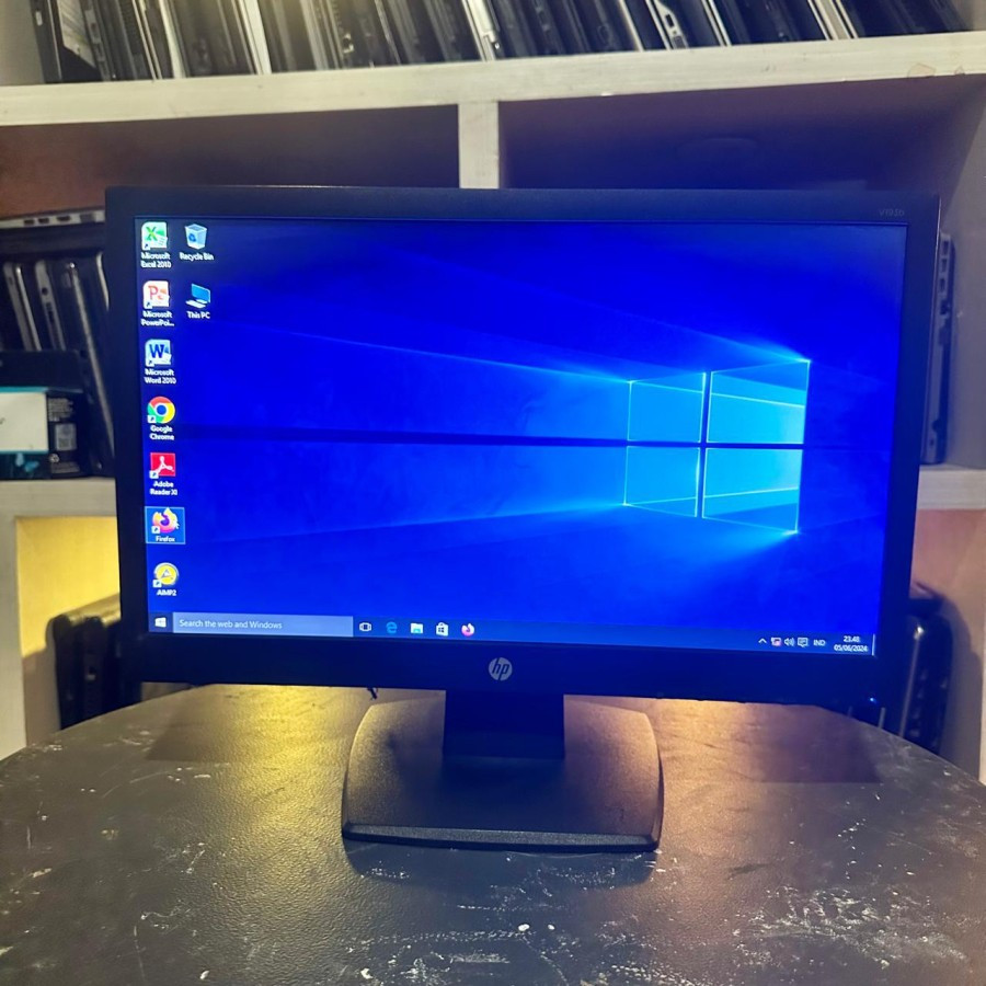 monitor 19 inch second random