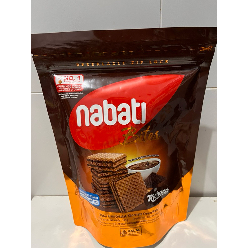 

Nabati Bites Richoco Wafer Krim Cokelat Exp Nov 2025