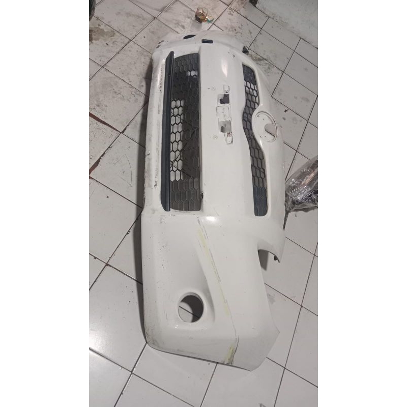 bumper depan toyota yaris 2012