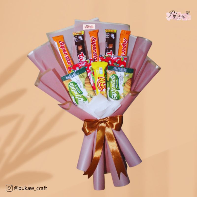 

Buket Snack Murah Free Kartu Ucapan/Buket Graduation