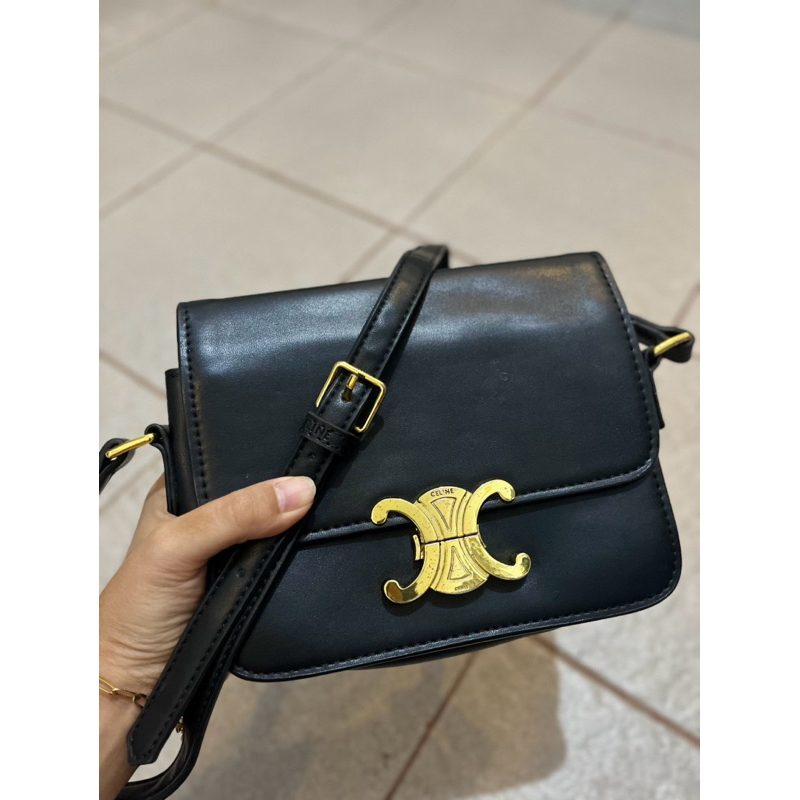 Tas Selempang Hitam Celine
