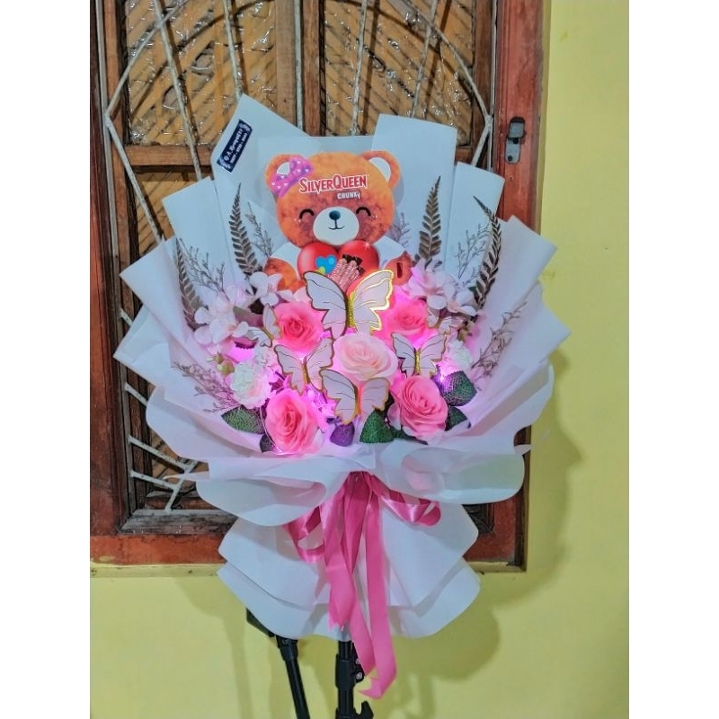buket Silverqueen beruang