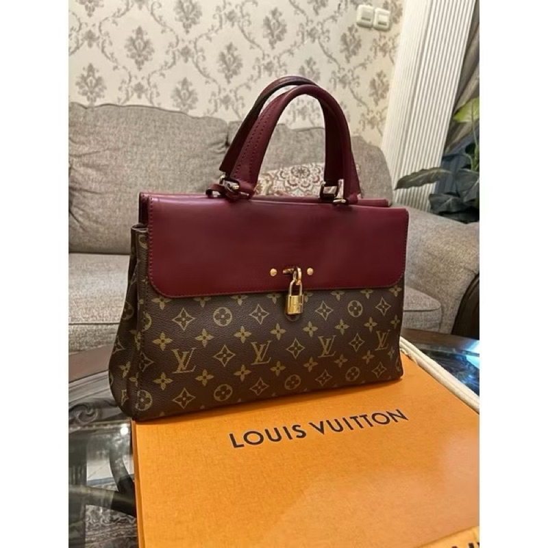 tas louis vuitton monogram cerise venus preloved second mulus