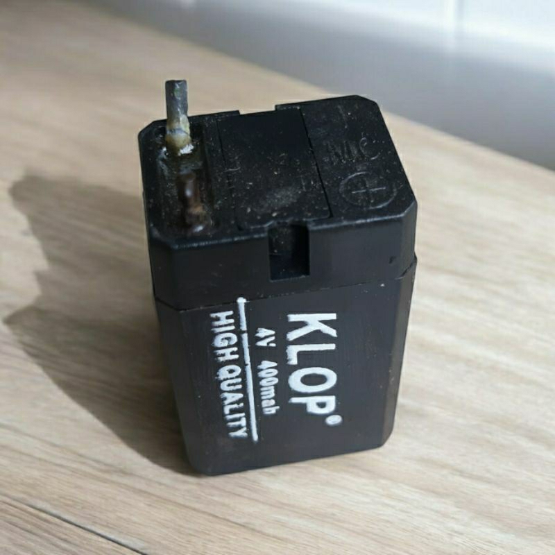 Battery Cas 4volt 400mAh aki 4volt 400maH Raket Nyamuk Senter dll