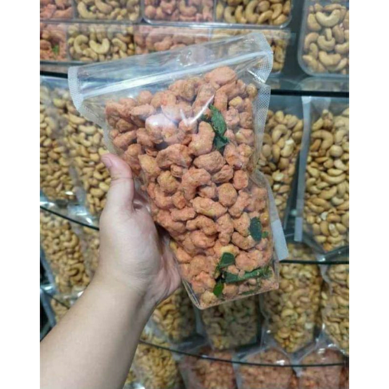 

Kacang Mede Varian Rasa Dan Toping 1Kg