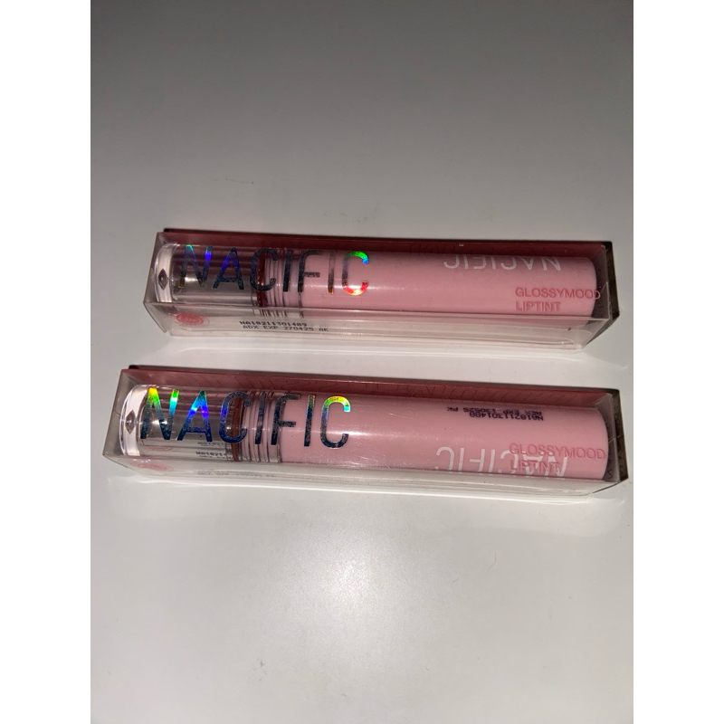 NACIFIC LIPTINT ATEEZ