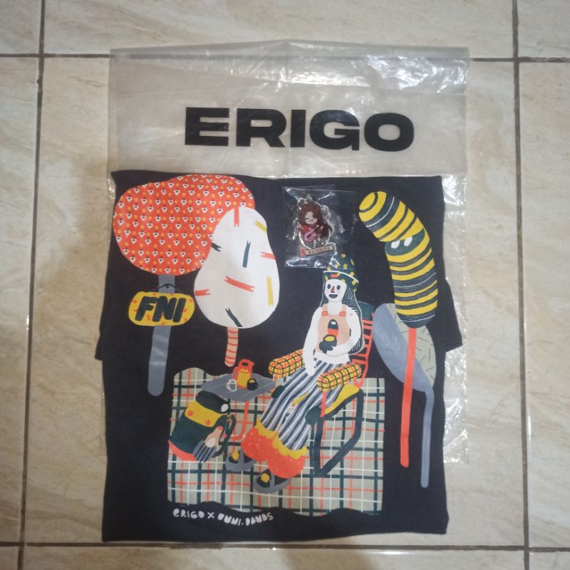 T-SHIRT ERIGO X JKT48 VOL. 4 (FENI) + KEYCHAN TANGO (KATHRINA) | OFFICIAL