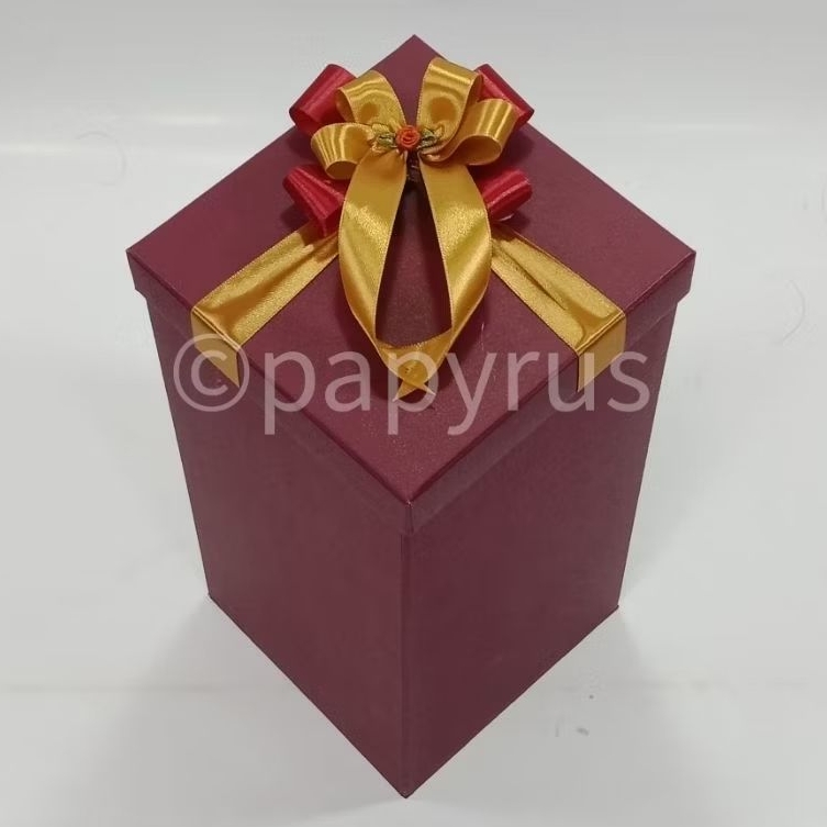 

PAPYRUS 15x15 Tinggi 30cm Kotak Kado Gift Box Hadiah V1