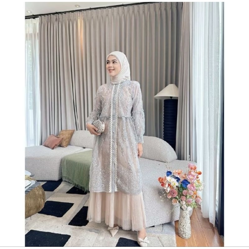 Haidee & Orlin Midi Organza