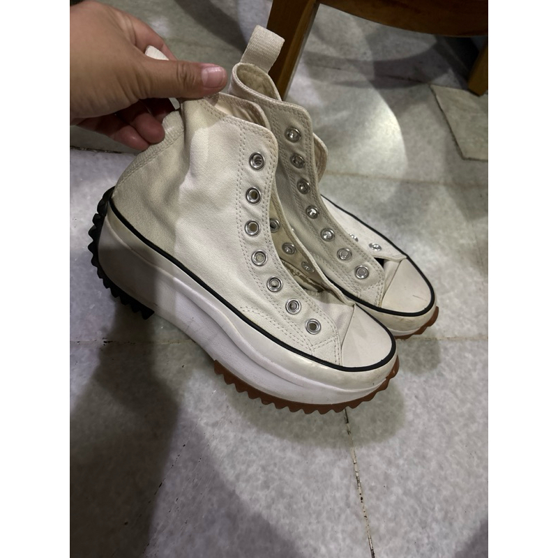 converse High  warna putih original ya minus tali