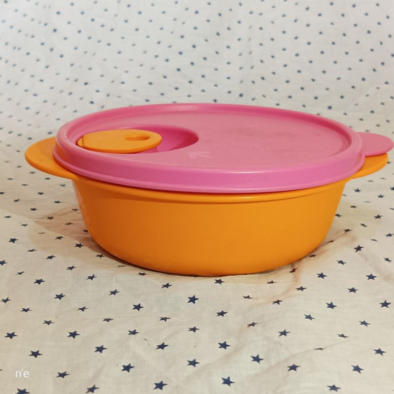 Tupperware misting kondisi baru cuci gudang