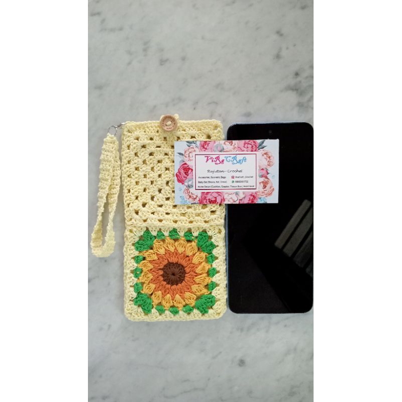 Sun Flower Crochet - Sarung HP Rajutan