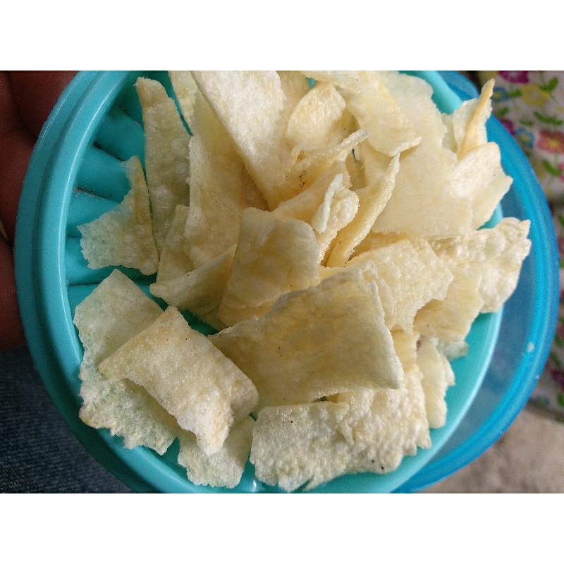 

keripik singkong kering/manggleng/mangleng/cerecek/kolentang 500 gr