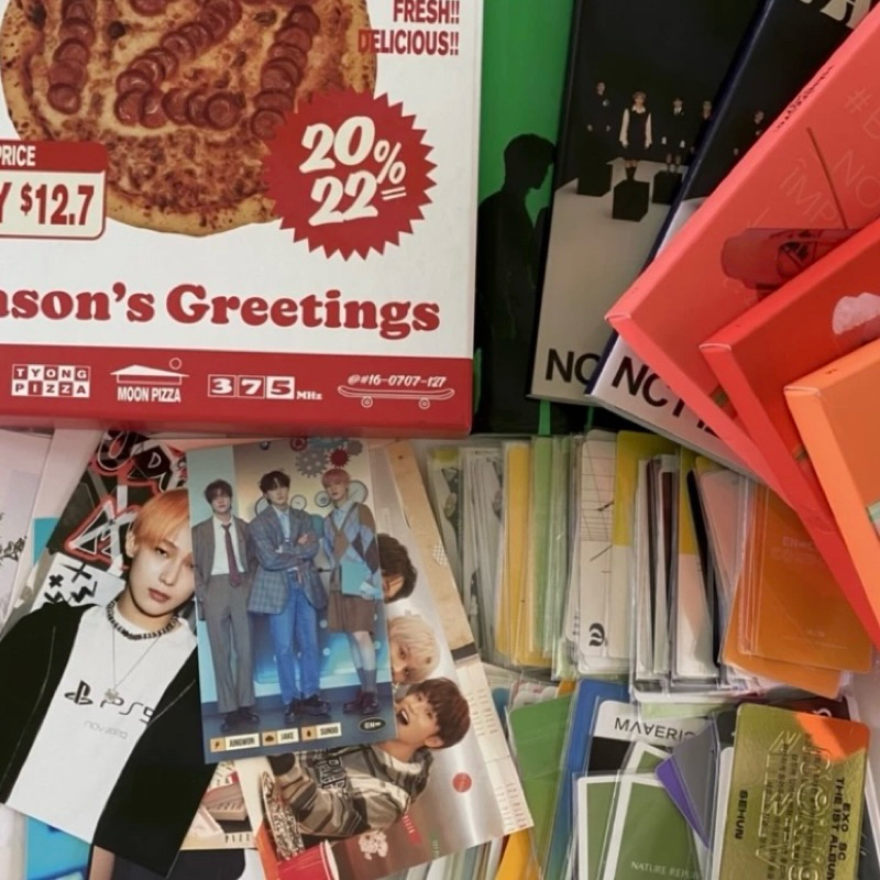 [READY] mystery box kpop official freebies ++ straykidz nct 127 dream enhypen exo the boyz bts