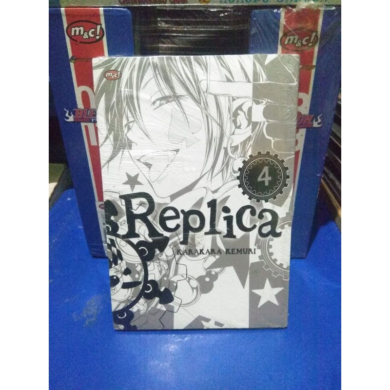 Komik Replica (tamat di vol 4).