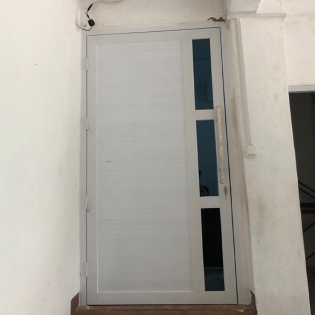 Pintu aluminium custom