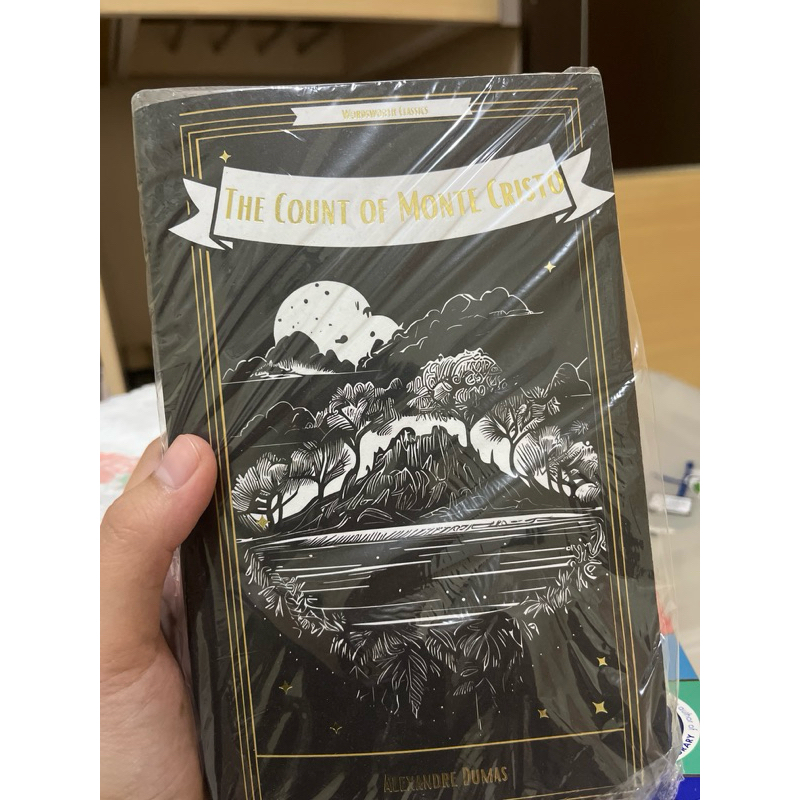 BUKU : (preloved) THE COUNT OF MONTE CRISTO - ALEXANDRE DUMAS