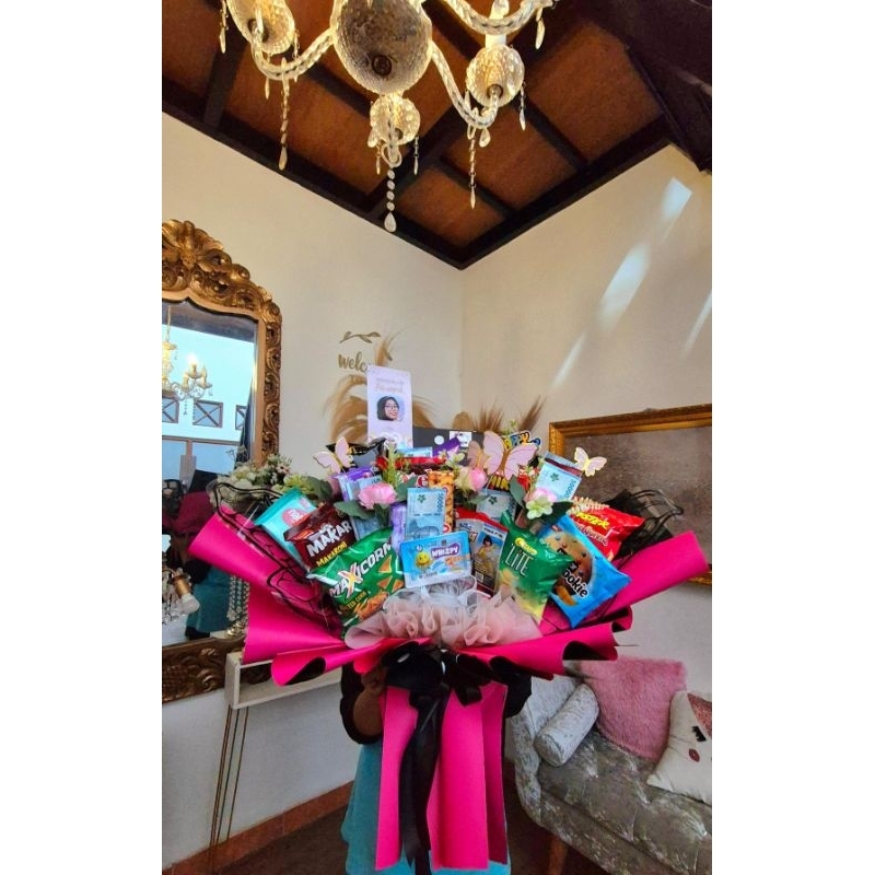 hadiah kado buket custome jogja, buket bunga uang jogja, buket uang jogja, buket bunga jogja