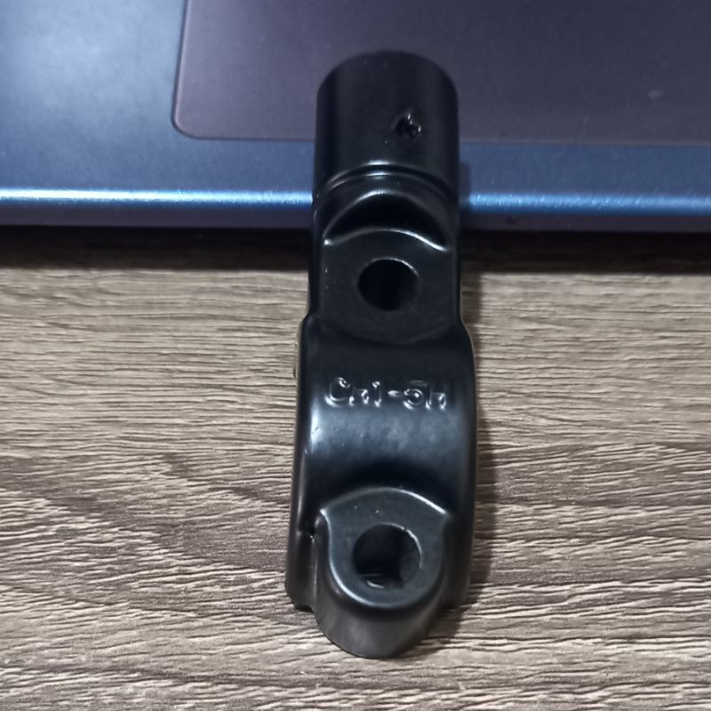 Dudukan spion Honda Beat Vario