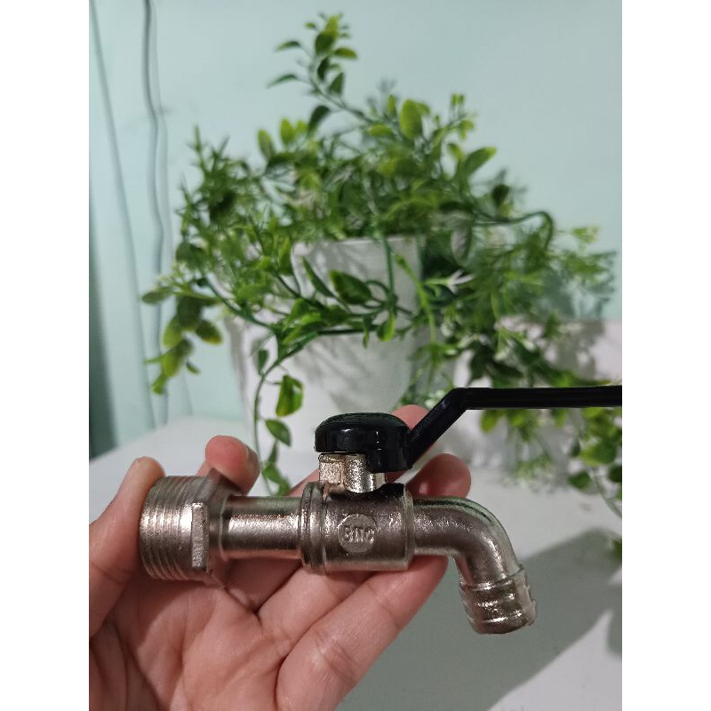 KRAN BESI GAGANG HITAM UKURAN 3/4