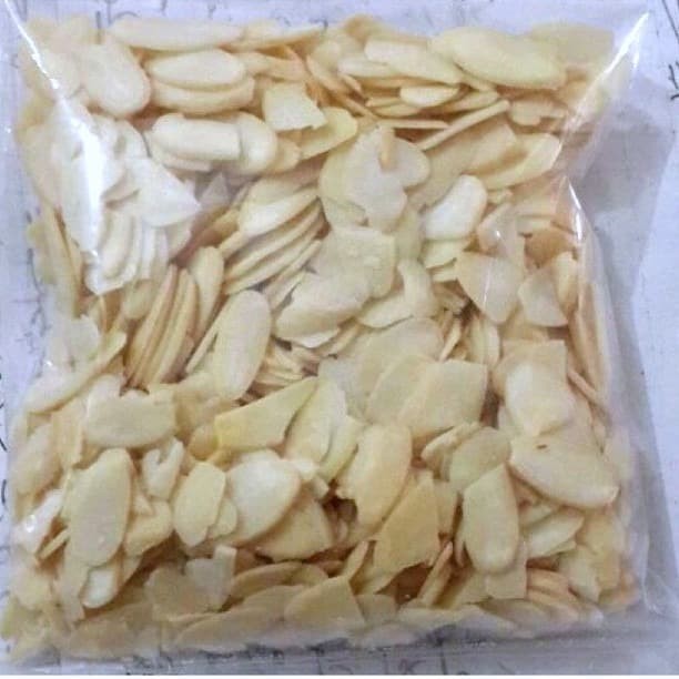 

Almond Slice 1kg Potongan Cacahan Kacang Almon Bahan Topping Donat Brownies Brownis Cake Toping Kue Roti Enak Lezat Original Asli Murah Malang Jatim