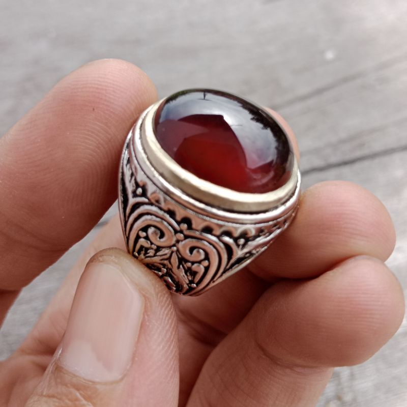 CINCIN PERMATA RED GARNET