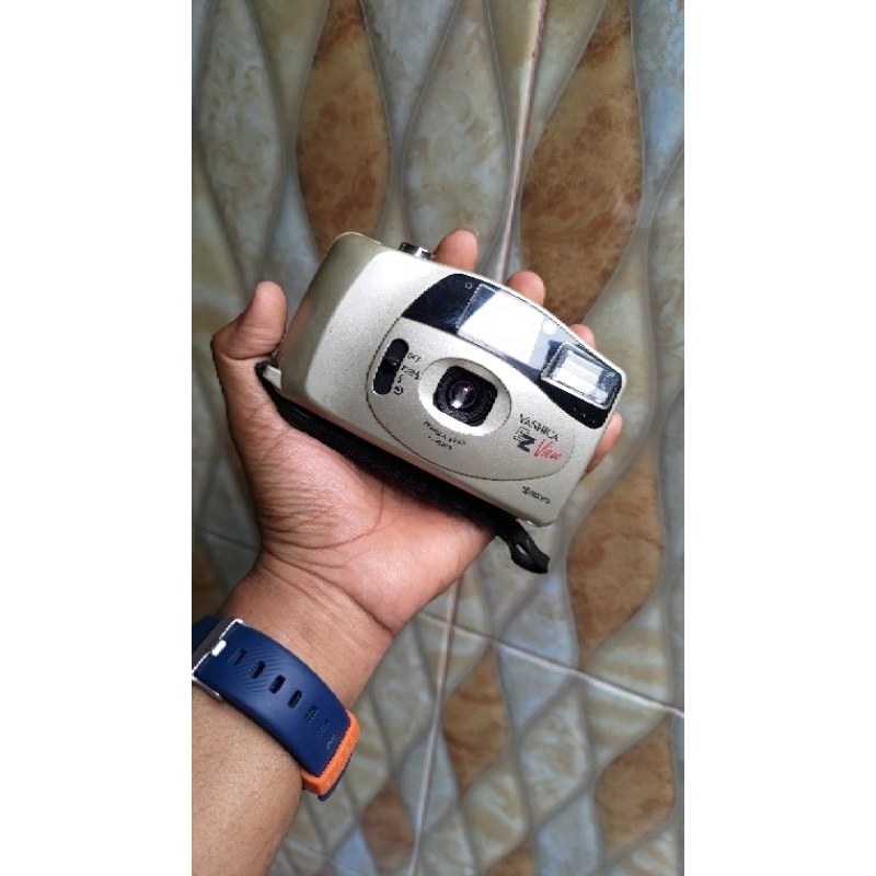 yashica EZ view