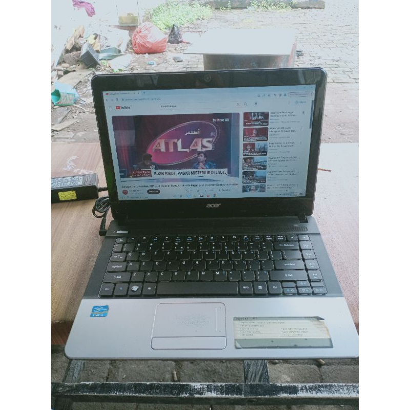 Laptop Acer E1-471 Core i3 Ram8Gb Semua Normal